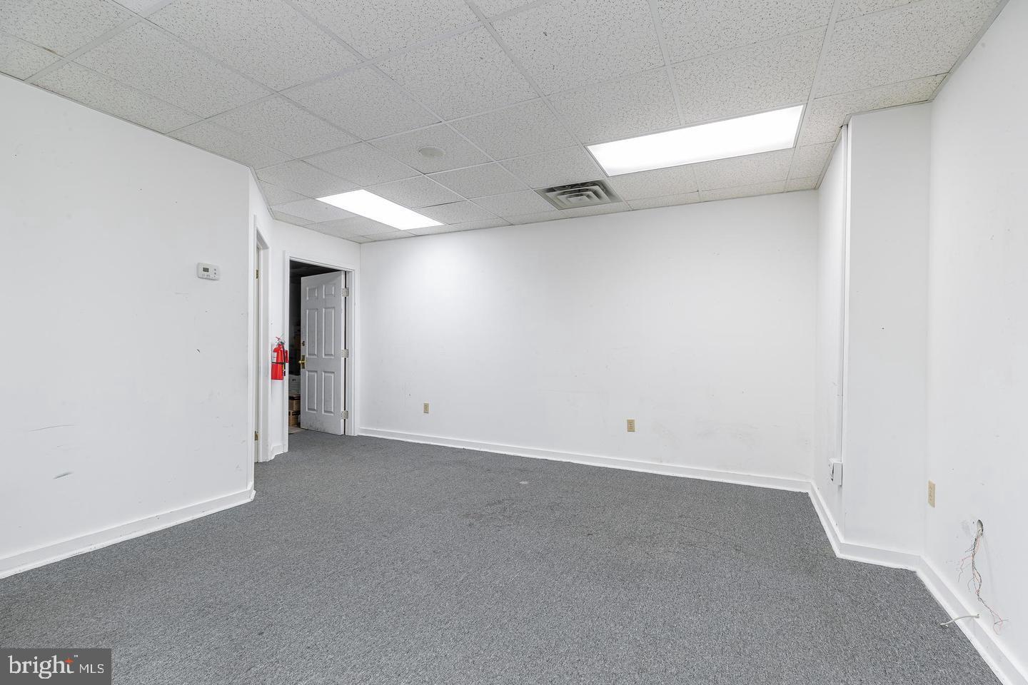 61 S Morton Ave Property Photo 23