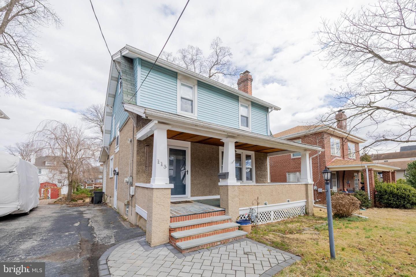 115 Garfield Ave Property Photo