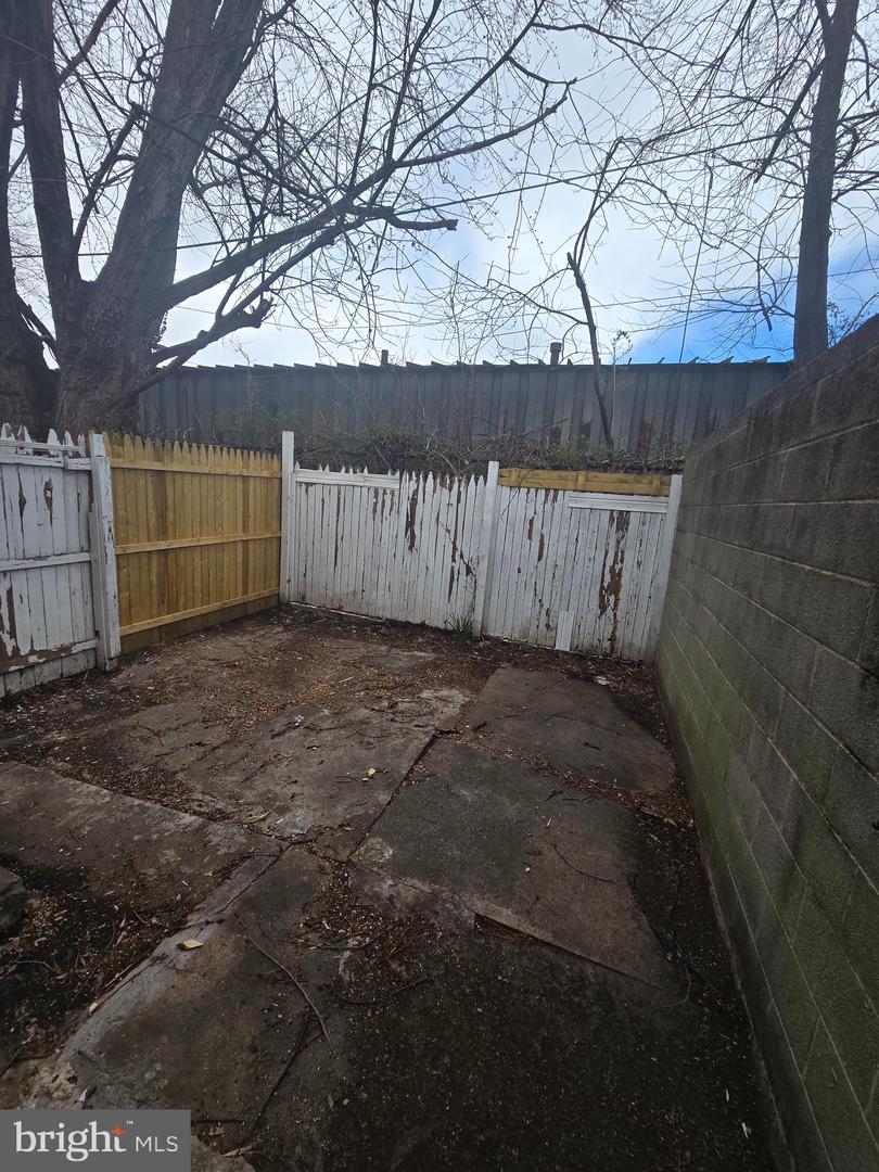 103 Highland Ave Property Photo 25
