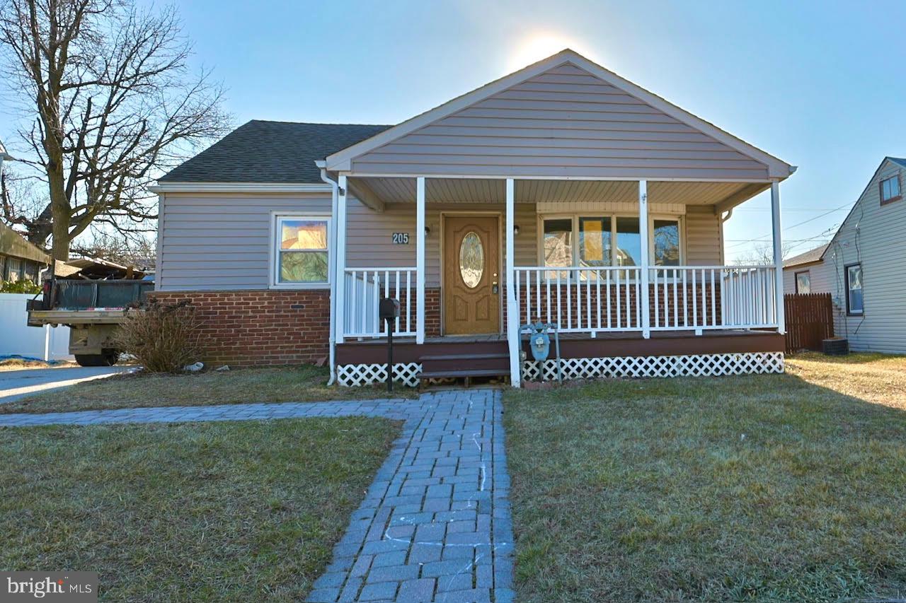 205 Love Ln Property Photo