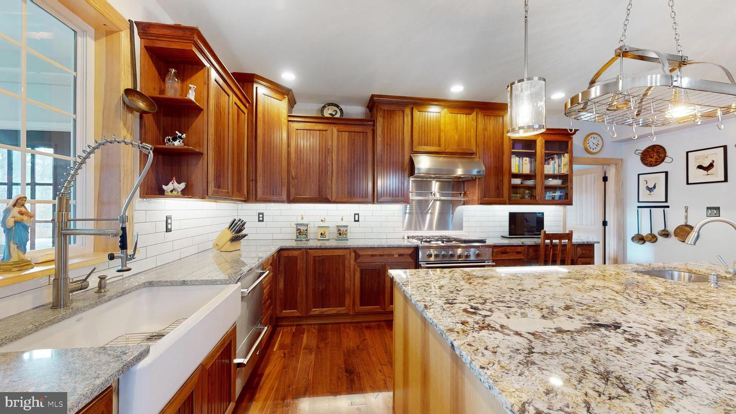 901 Crum Creek Property Photo 11