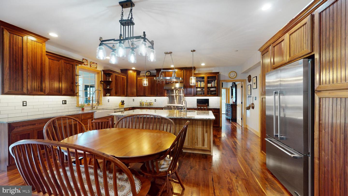 901 Crum Creek Property Photo 13