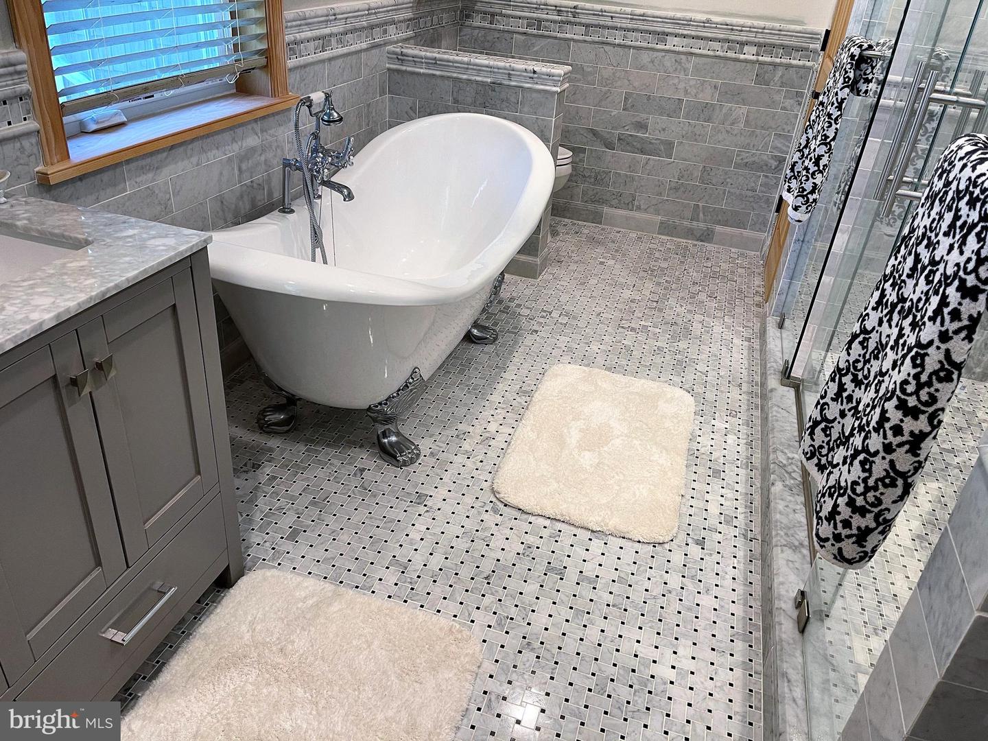 901 Crum Creek Property Photo 20