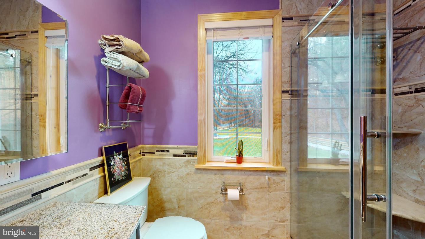 901 Crum Creek Property Photo 25