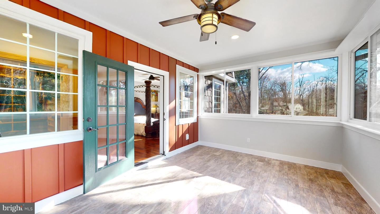 901 Crum Creek Property Photo 39