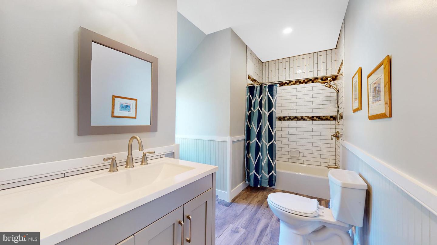 901 Crum Creek Property Photo 45