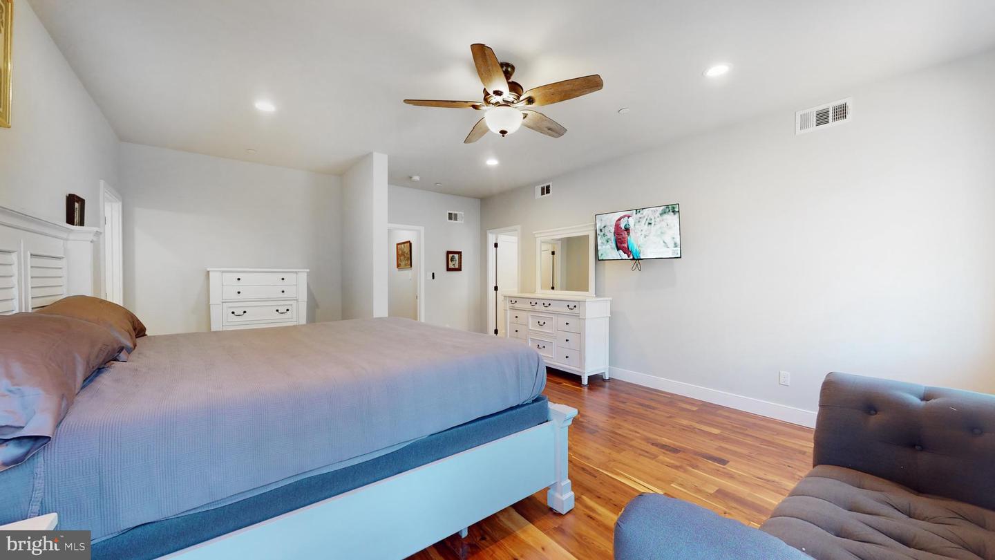 901 Crum Creek Property Photo 47