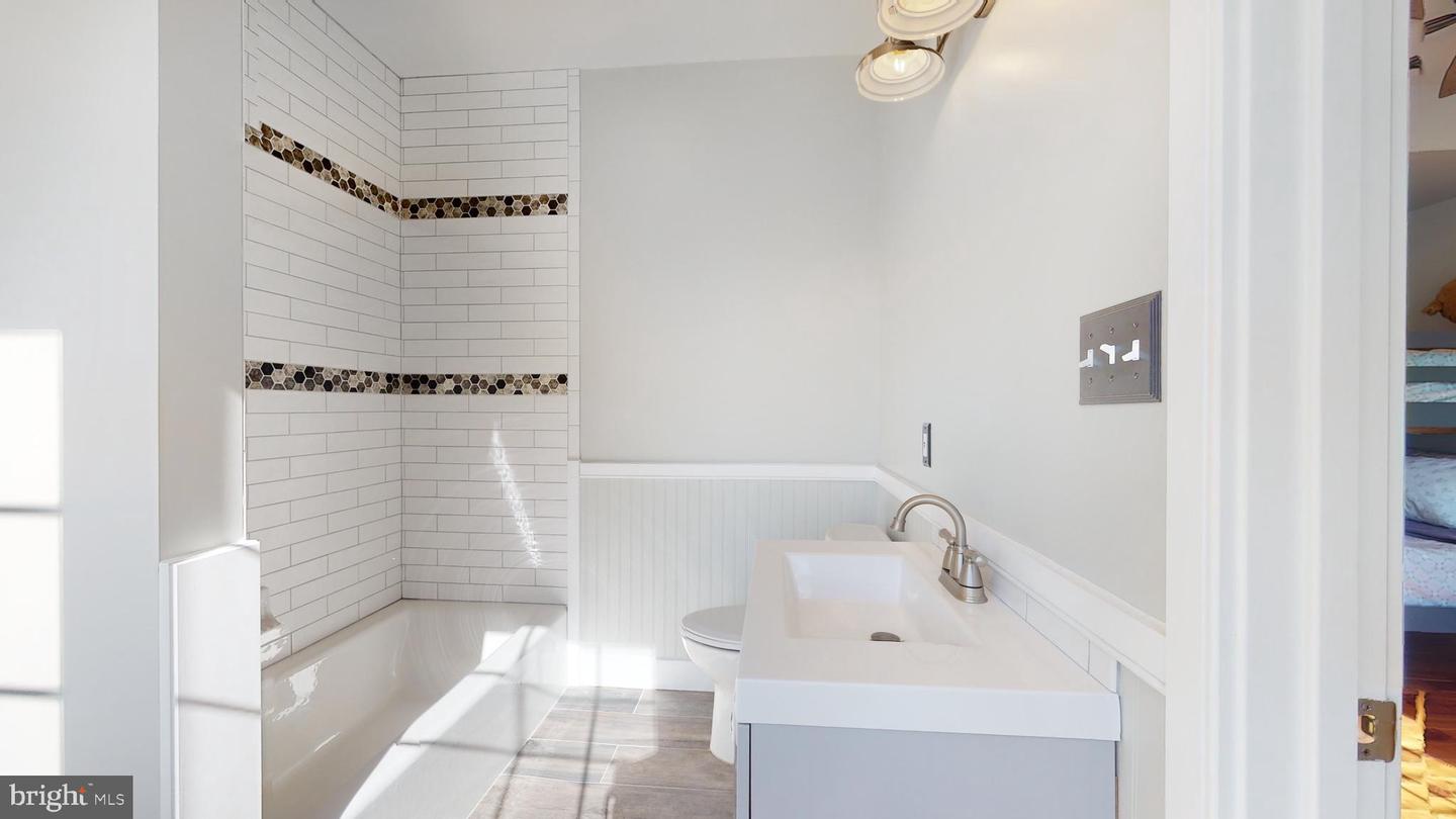 901 Crum Creek Property Photo 50