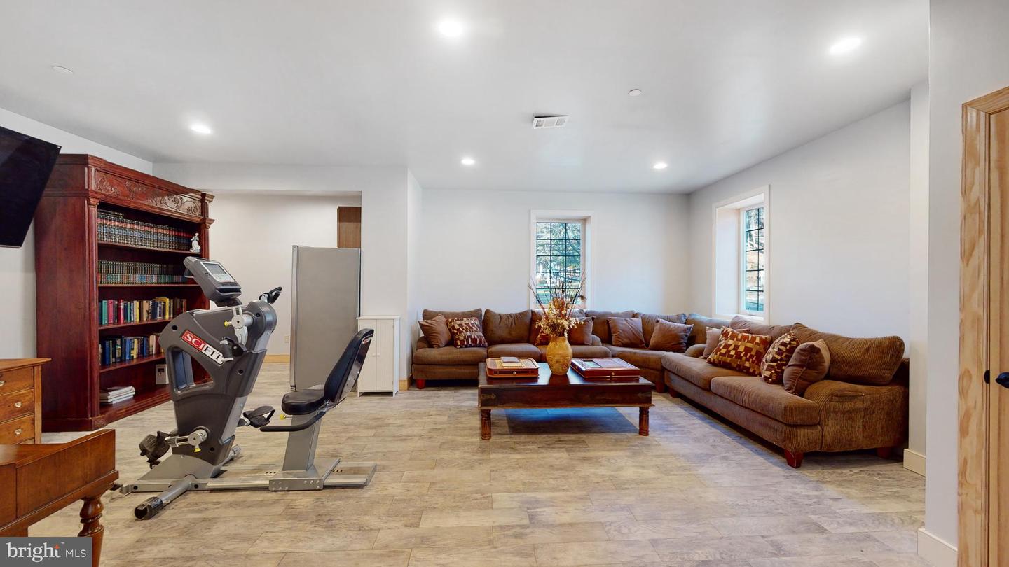 901 Crum Creek Property Photo 59