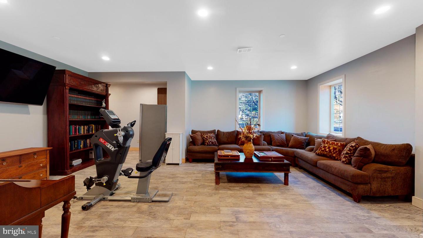 901 Crum Creek Property Photo 75