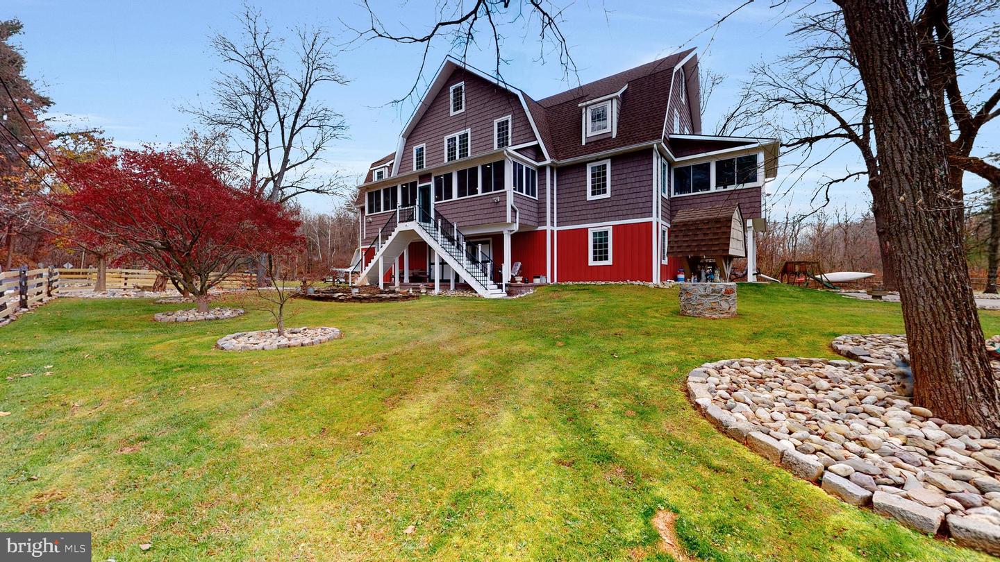 901 Crum Creek Property Photo 82