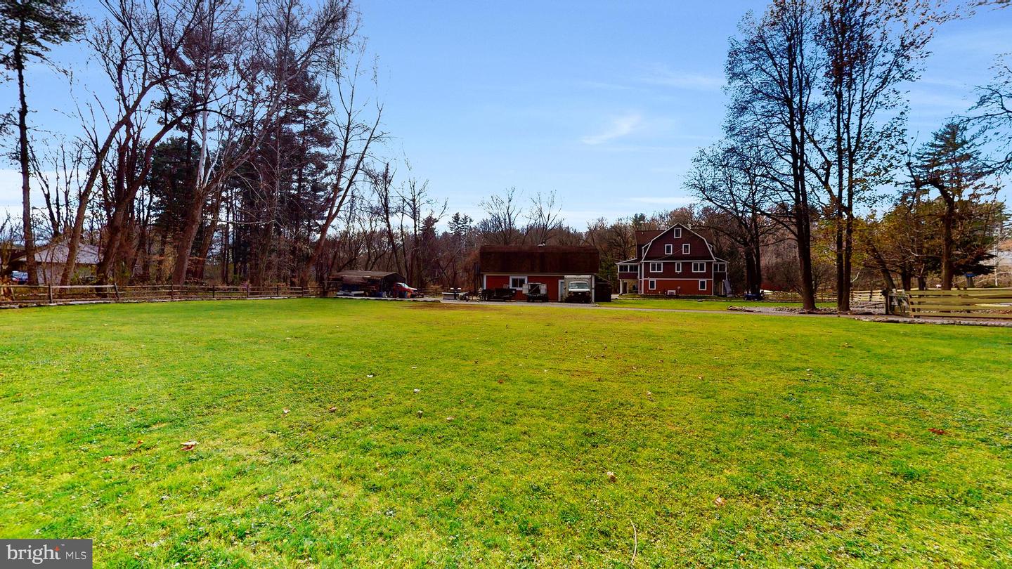 901 Crum Creek Property Photo 93