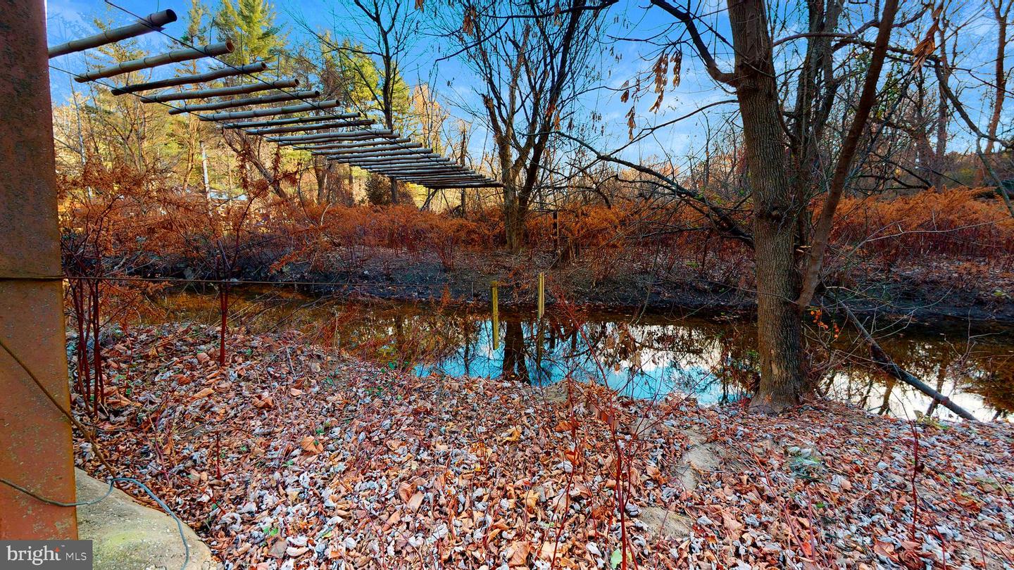 901 Crum Creek Property Photo 95