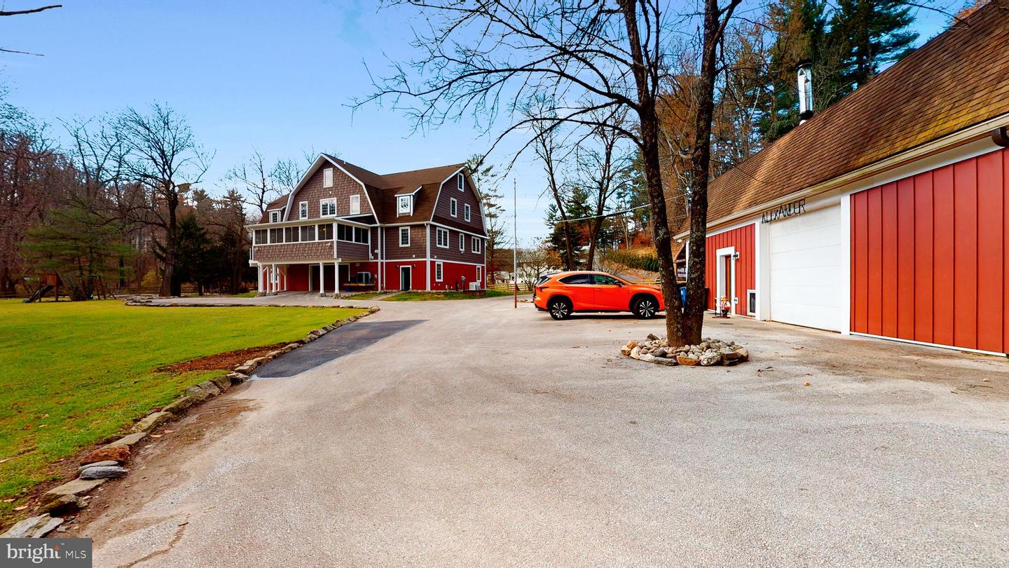 901 Crum Creek Property Photo 97