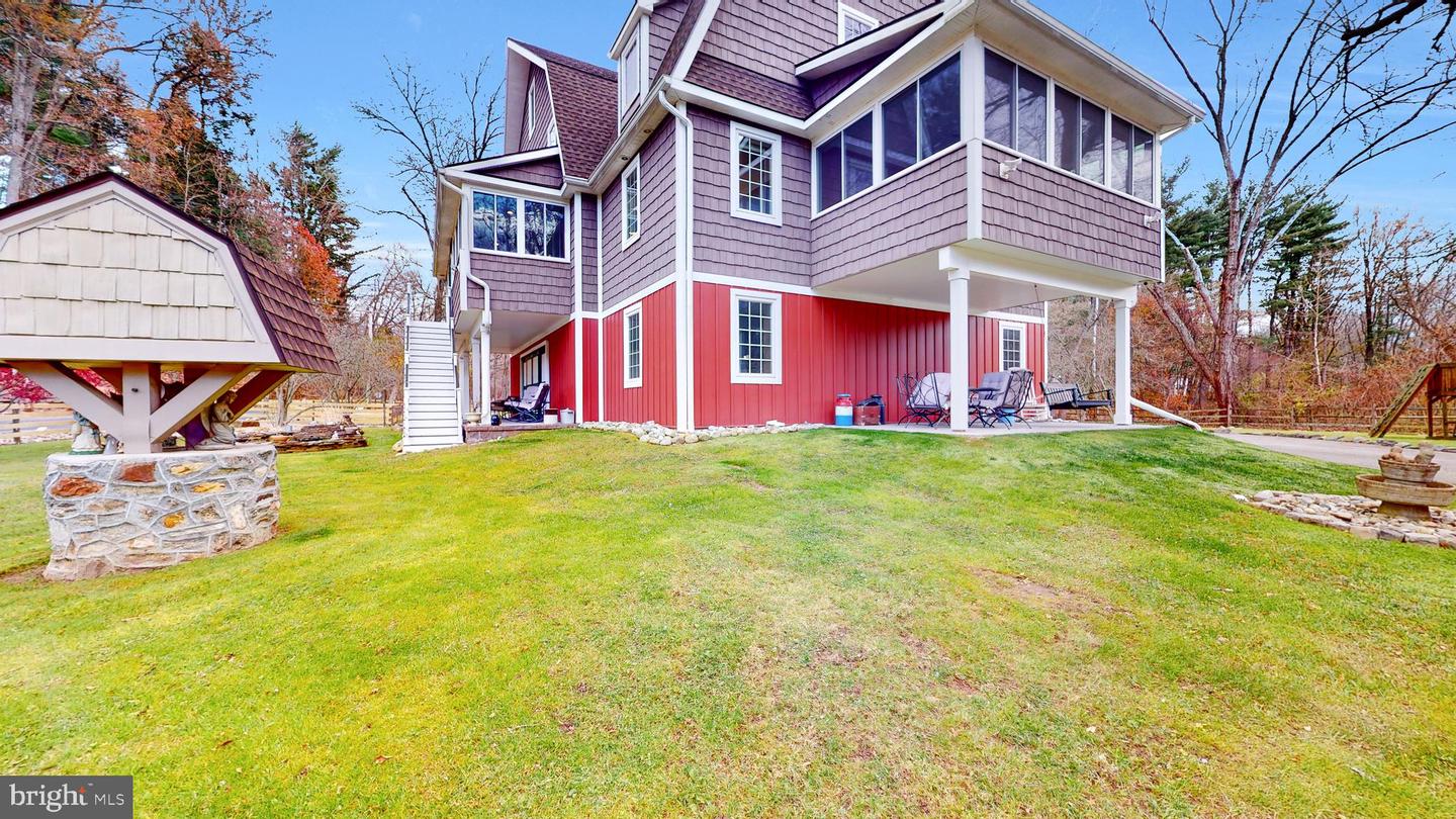 901 Crum Creek Property Photo 106