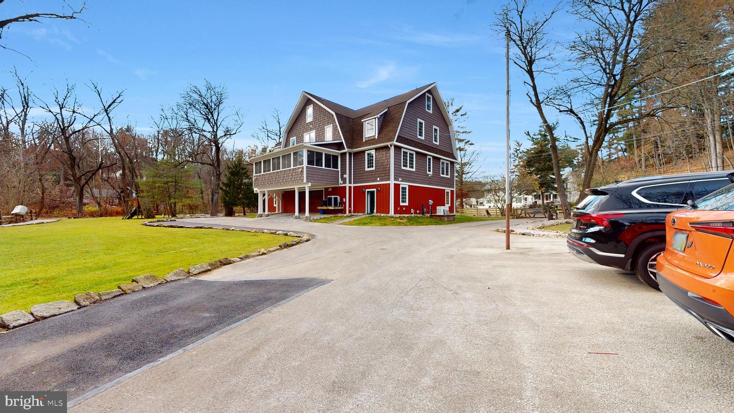 901 Crum Creek Property Photo 111