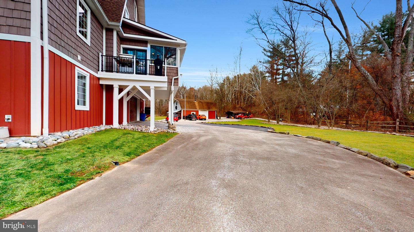 901 Crum Creek Property Photo 113