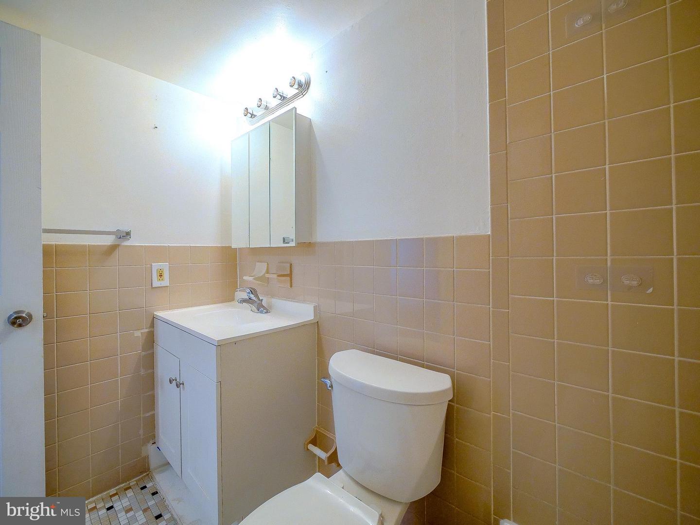318 Edmonds Ave Property Photo 16