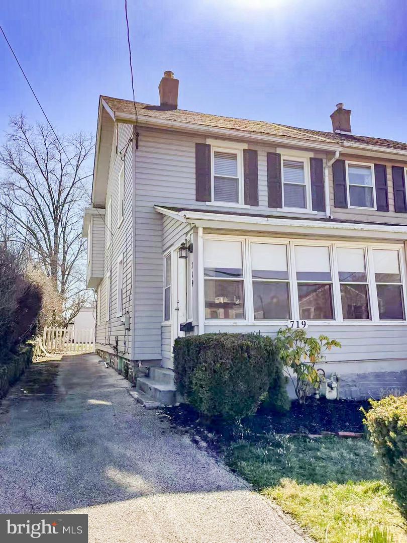 719 Preston Ave Property Photo