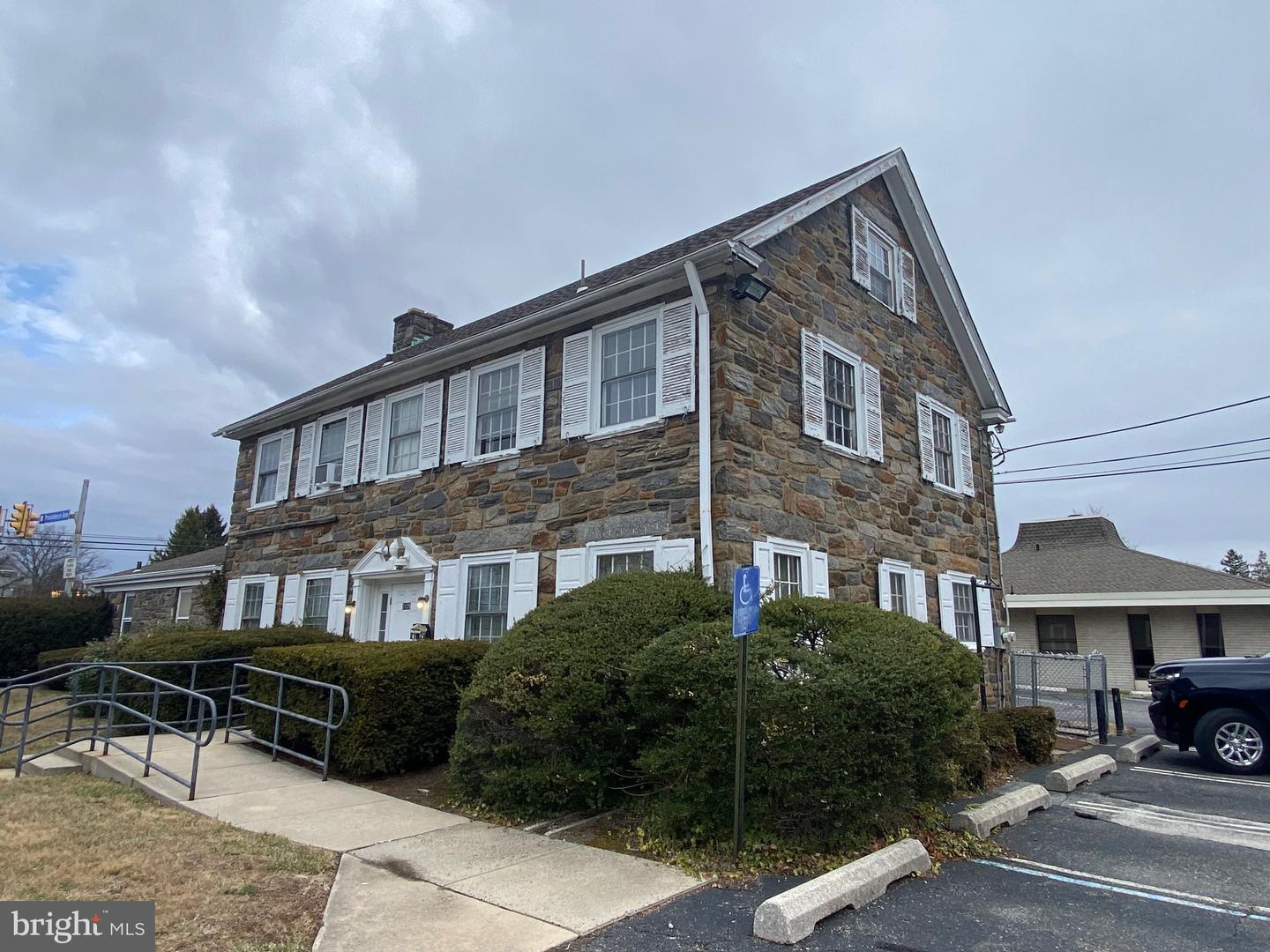 2129 PROVIDENCE AVE Property Photo 1