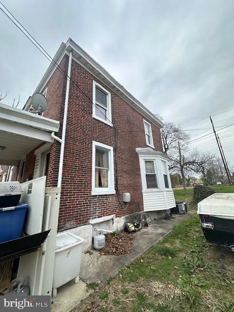 1112 Elmwood Ave Property Photo 2