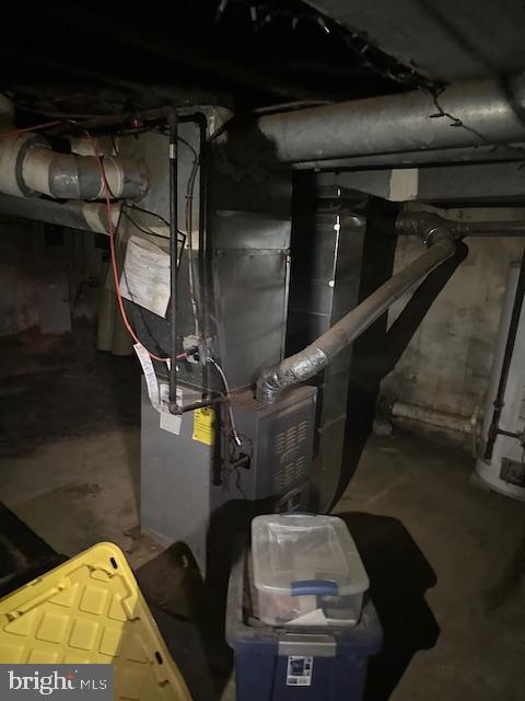 1112 Elmwood Ave Property Photo 10