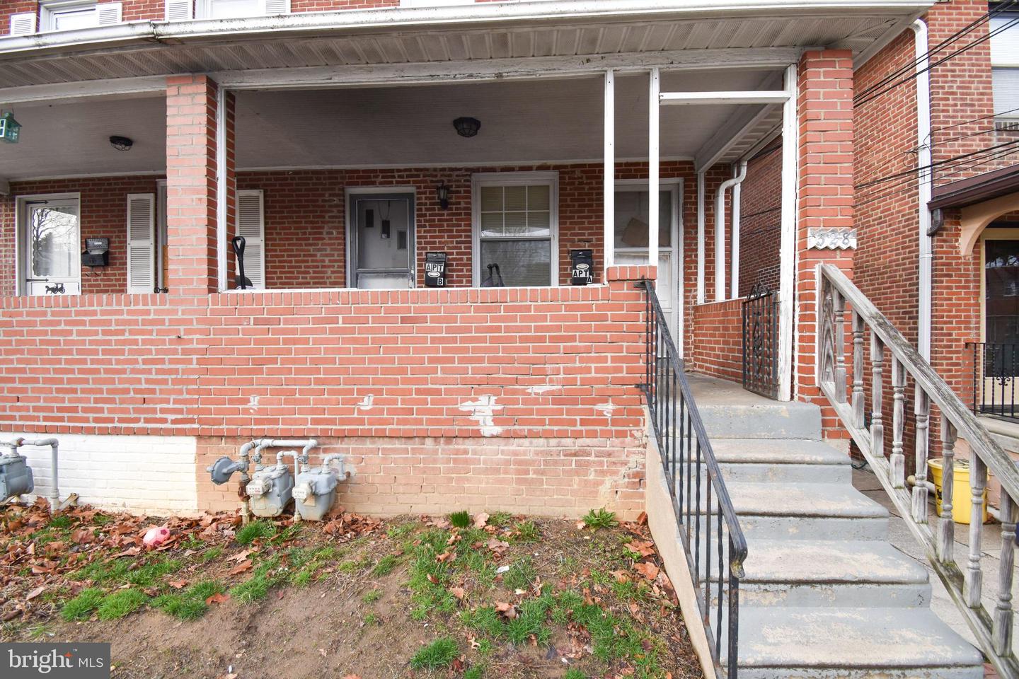 328 Clifton Ave Property Photo 2
