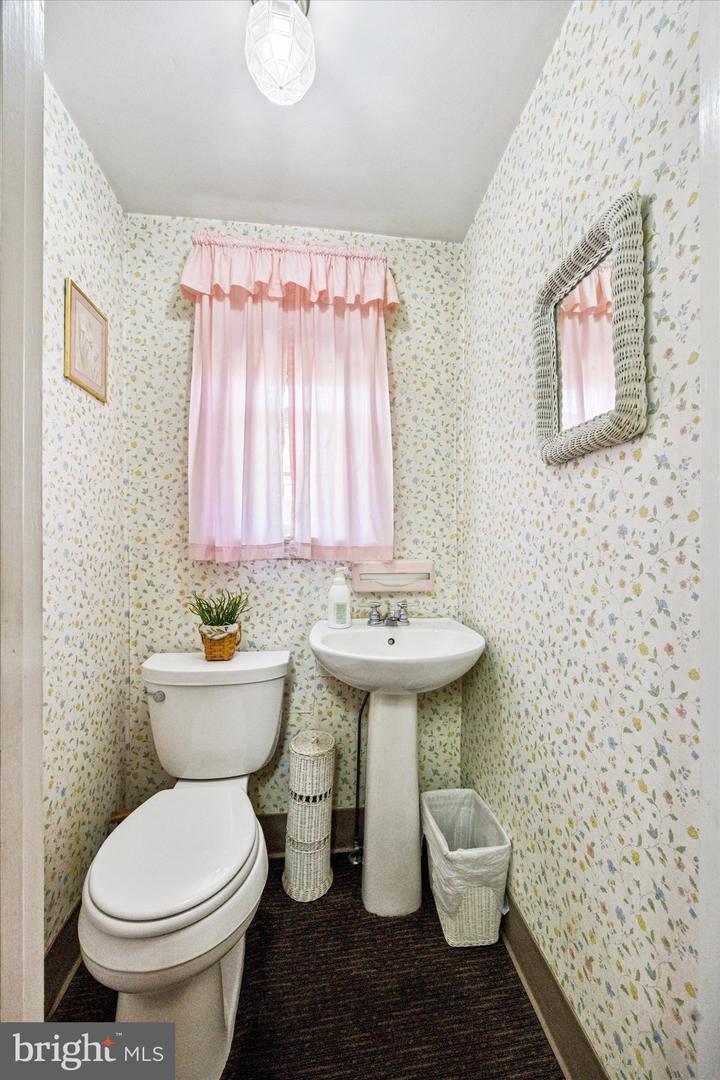363 Holmes Rd Property Photo 10