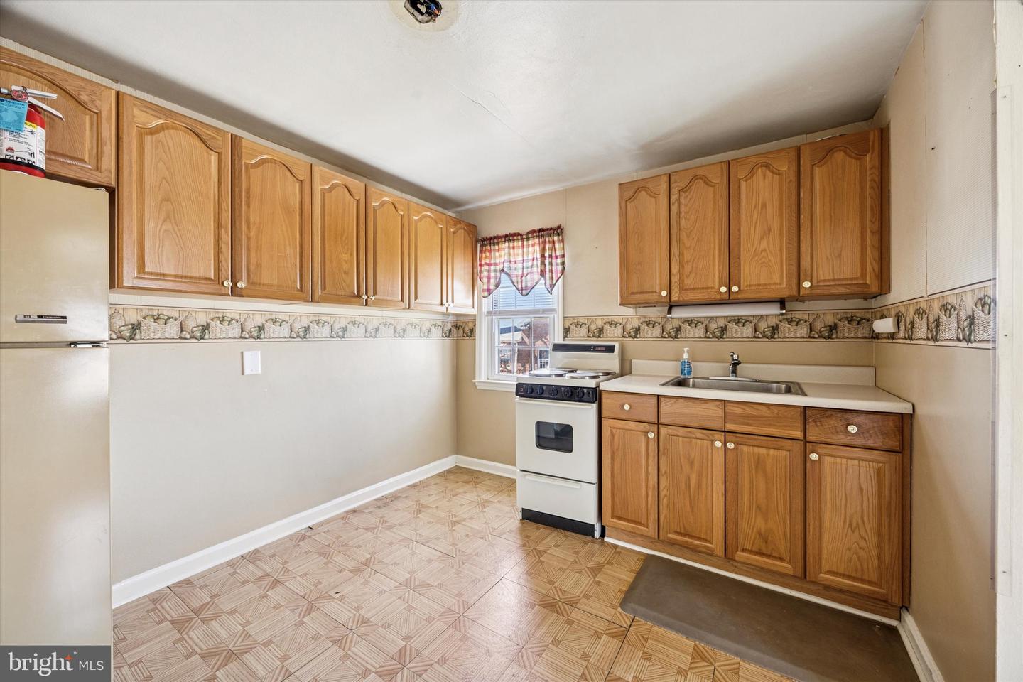 363 Holmes Rd Property Photo 18
