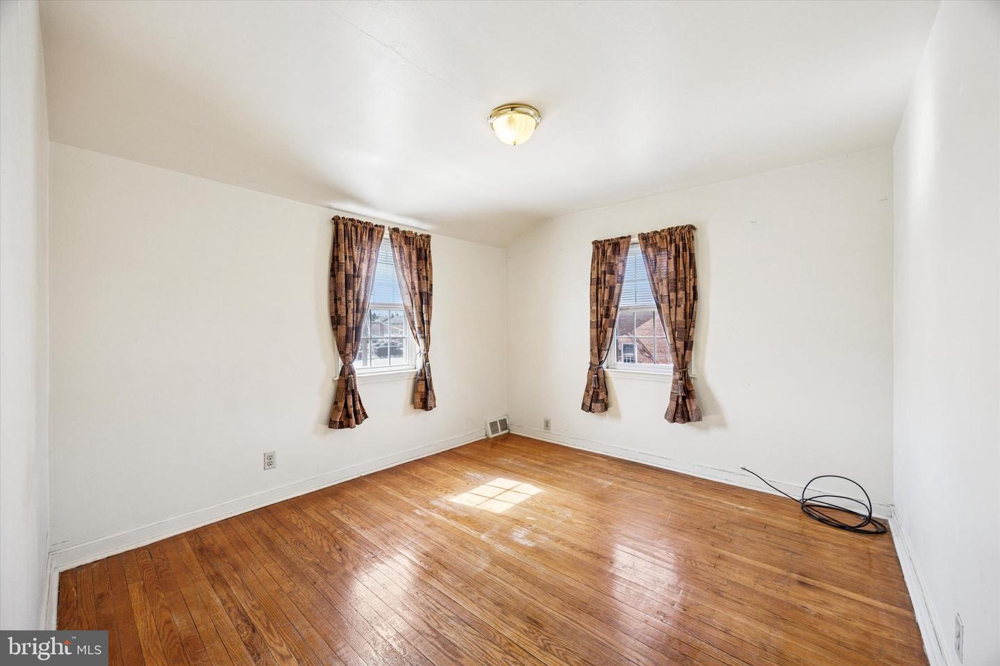 363 Holmes Rd Property Photo 20