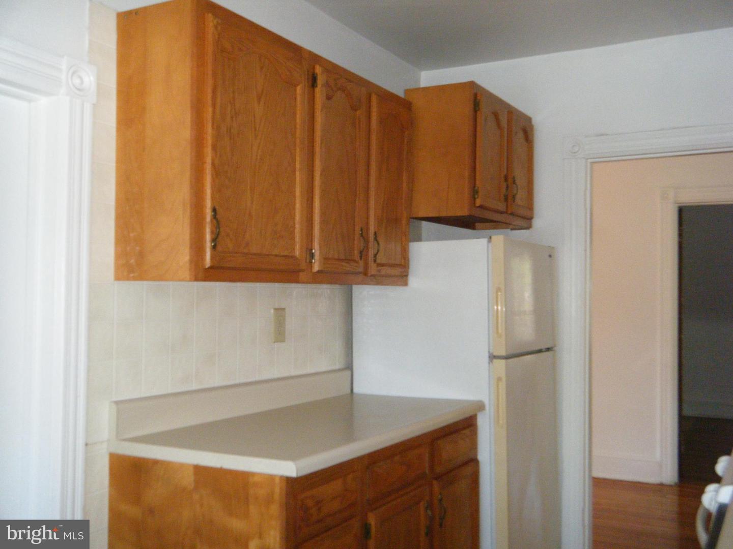 19 W Stewart Ave Property Photo 16