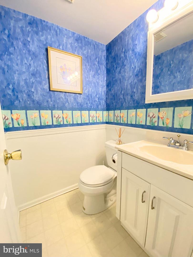 1023 Meeth St Property Photo 12