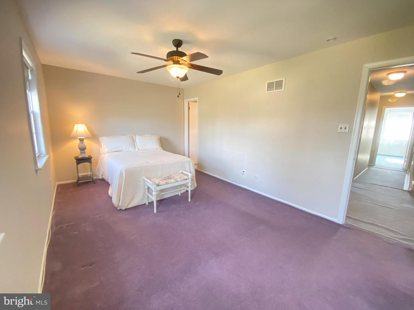 1023 Meeth St Property Photo 14