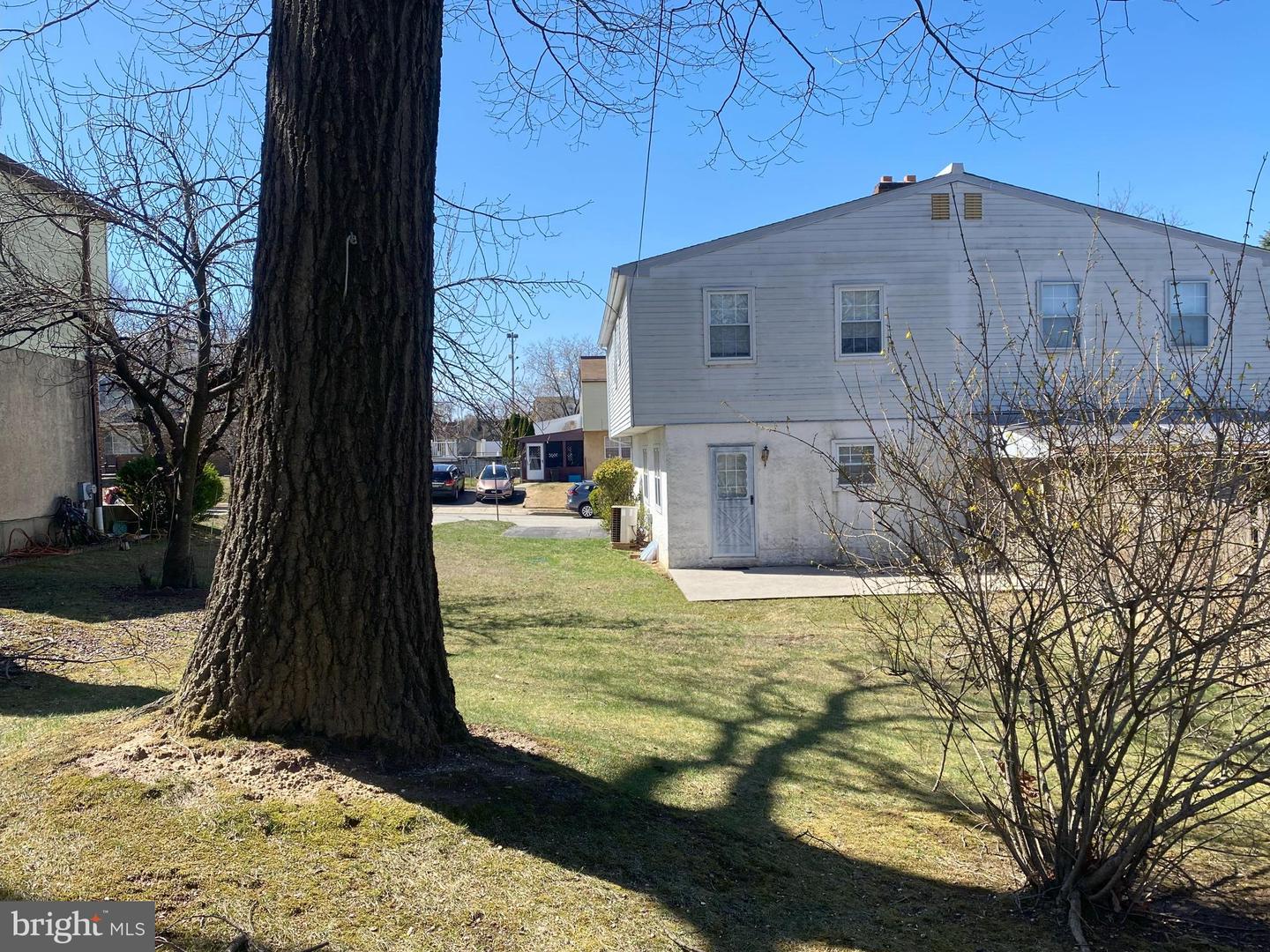 1023 Meeth St Property Photo 30