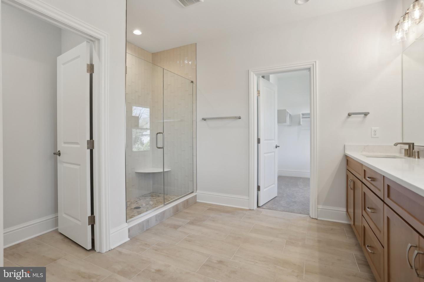 605 S Orange Street Property Photo 20