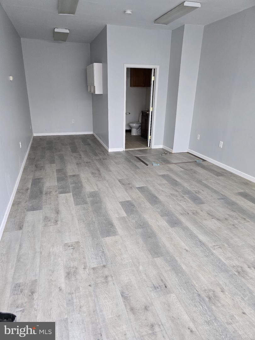 1405 Chester Pike Property Photo 6