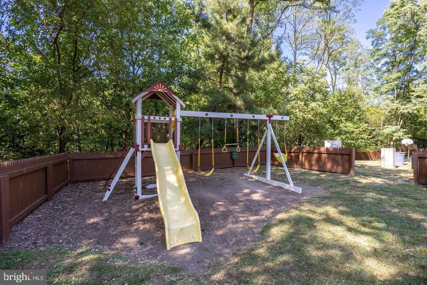 400 Glendale Rd #c22 Property Photo 17