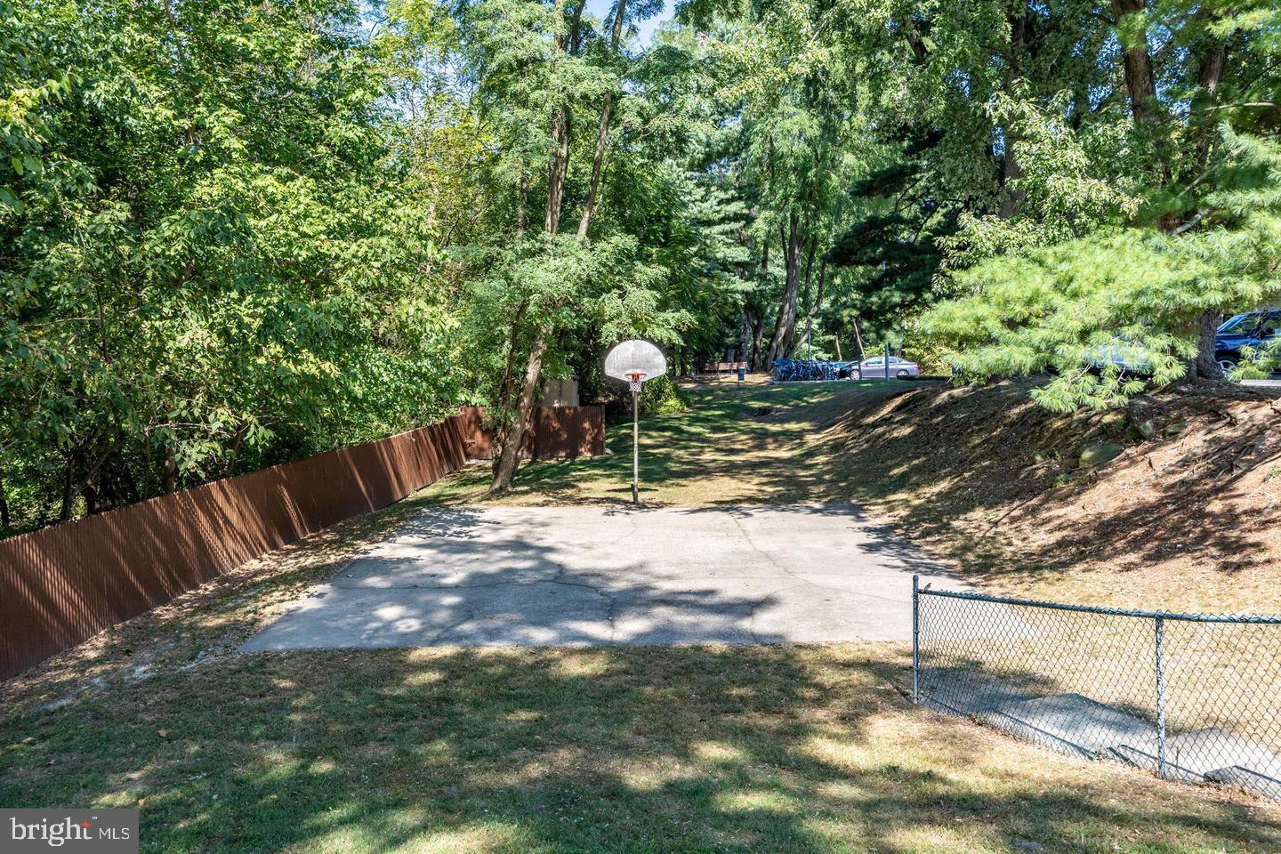 400 Glendale Rd #c22 Property Photo 18