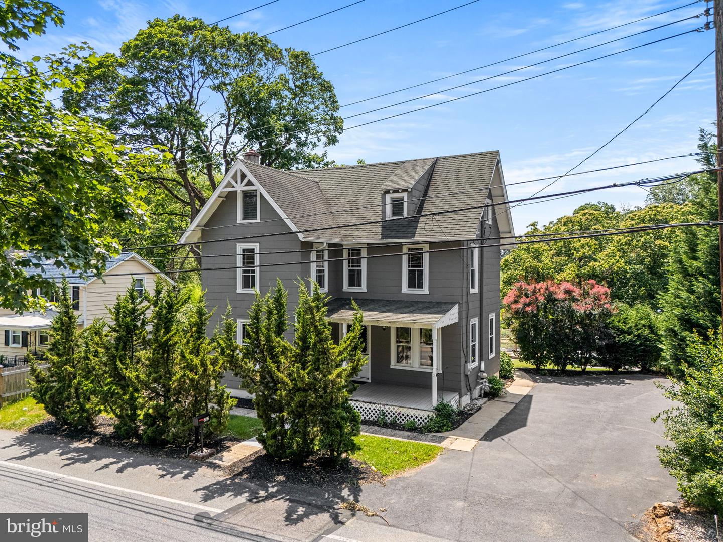 222 S Pennell Rd Property Photo