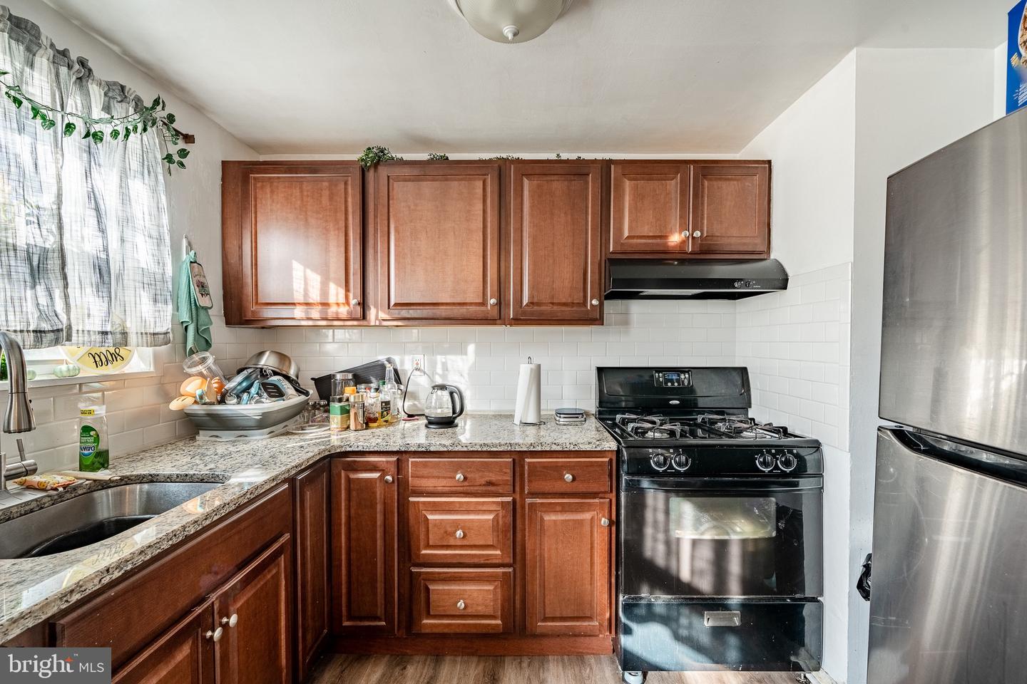 130 Folcroft Ave Property Photo 8