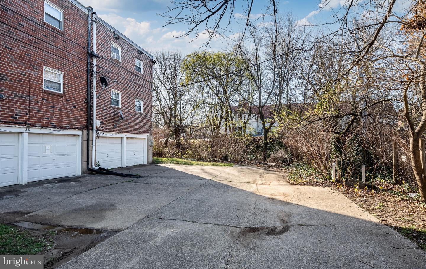 130 Folcroft Ave Property Photo 30