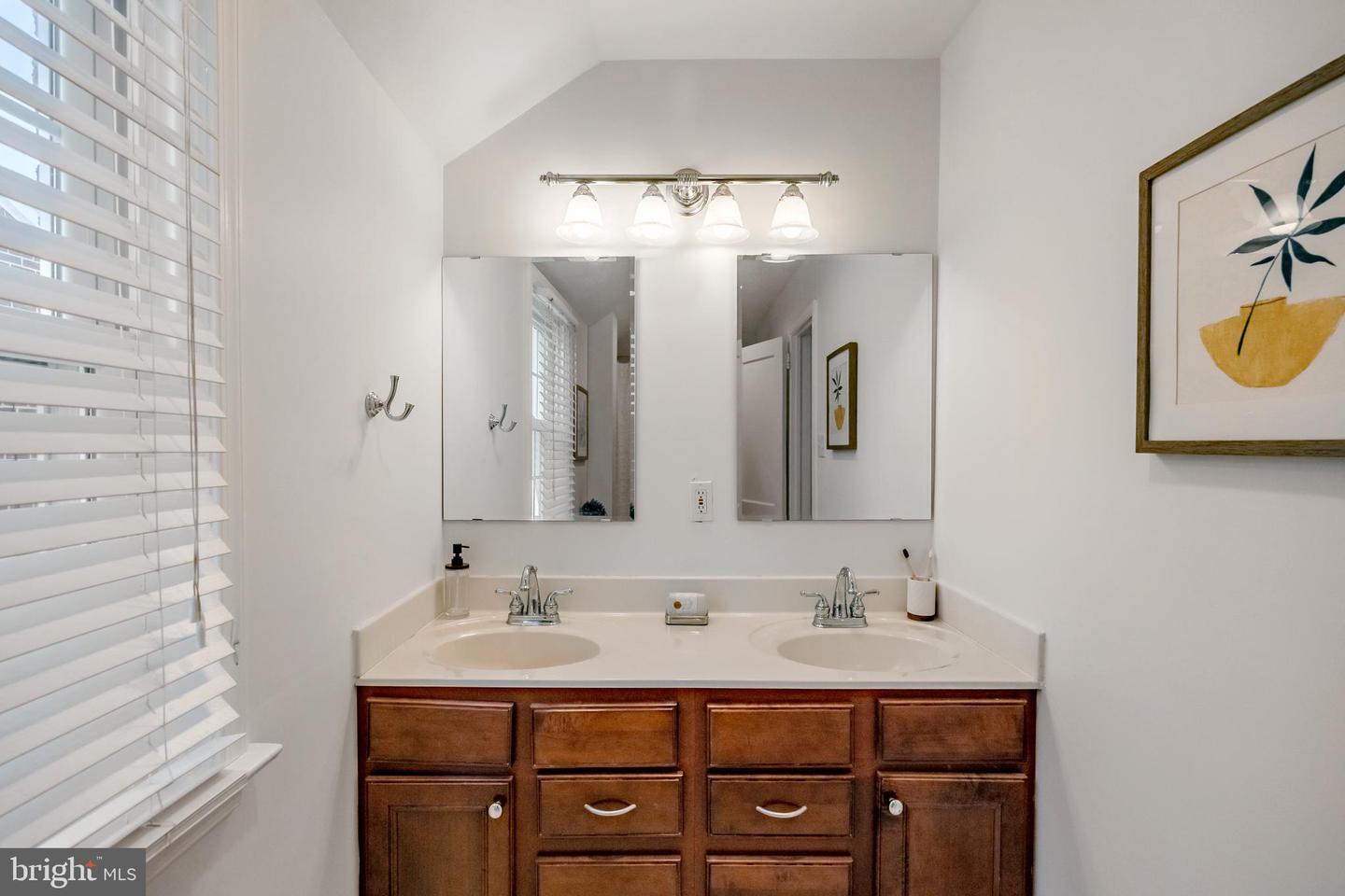1711 Lynnewood Dr Property Photo 33