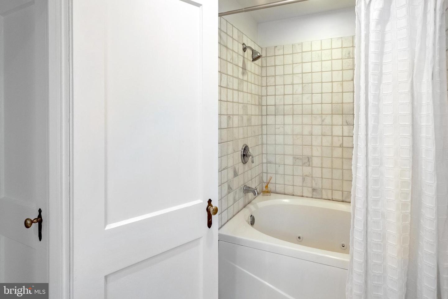 1711 Lynnewood Dr Property Photo 34