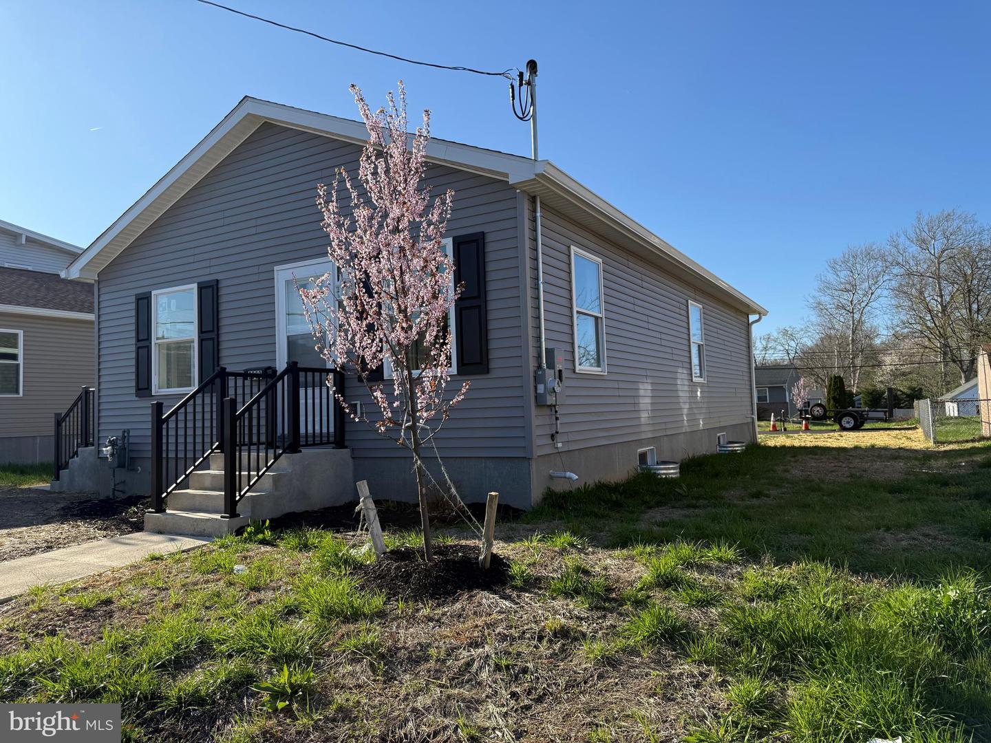 2333 E Macdade Blvd Property Photo