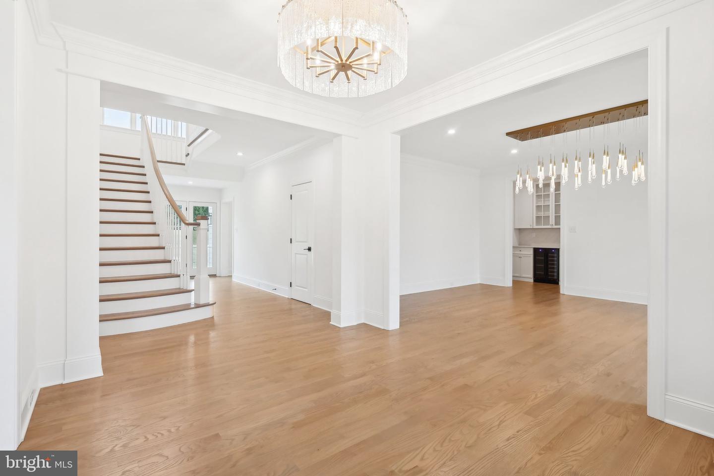 34 Oakland Rd #c2 Property Photo 4