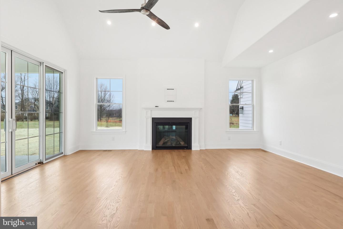 34 Oakland Rd #c2 Property Photo 24