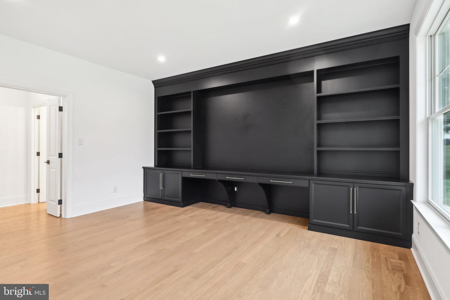 34 Oakland Rd #c2 Property Photo 26