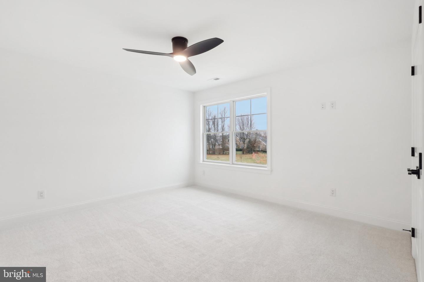 34 Oakland Rd #c2 Property Photo 43