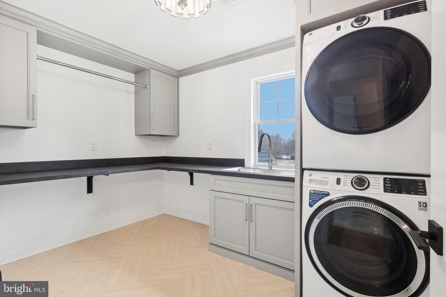 34 Oakland Rd #c2 Property Photo 47