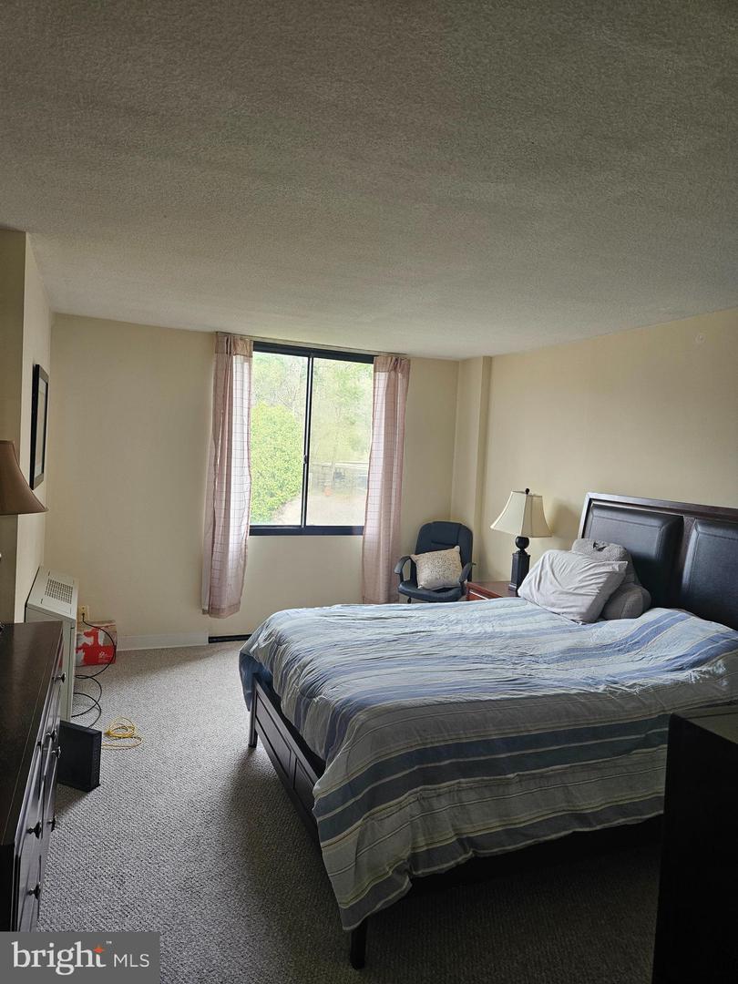 801 Yale Ave #728 Property Photo 6
